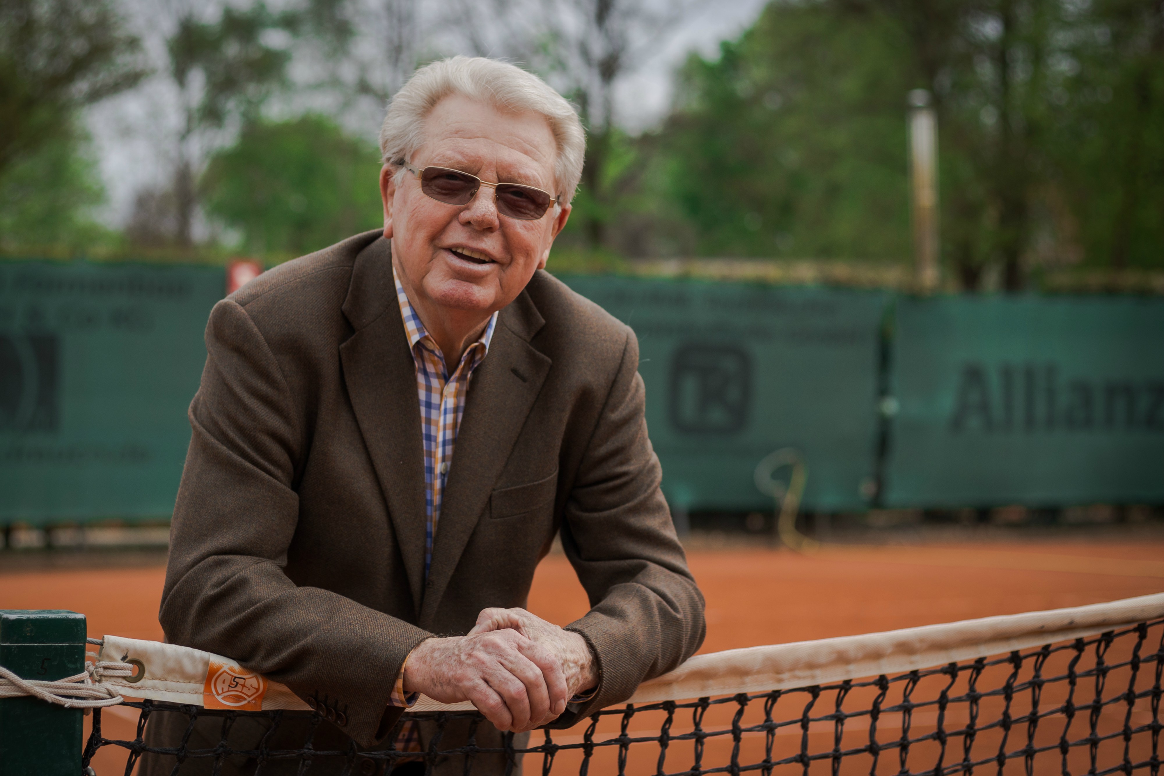 tenis pentru a pierde burta gras)
