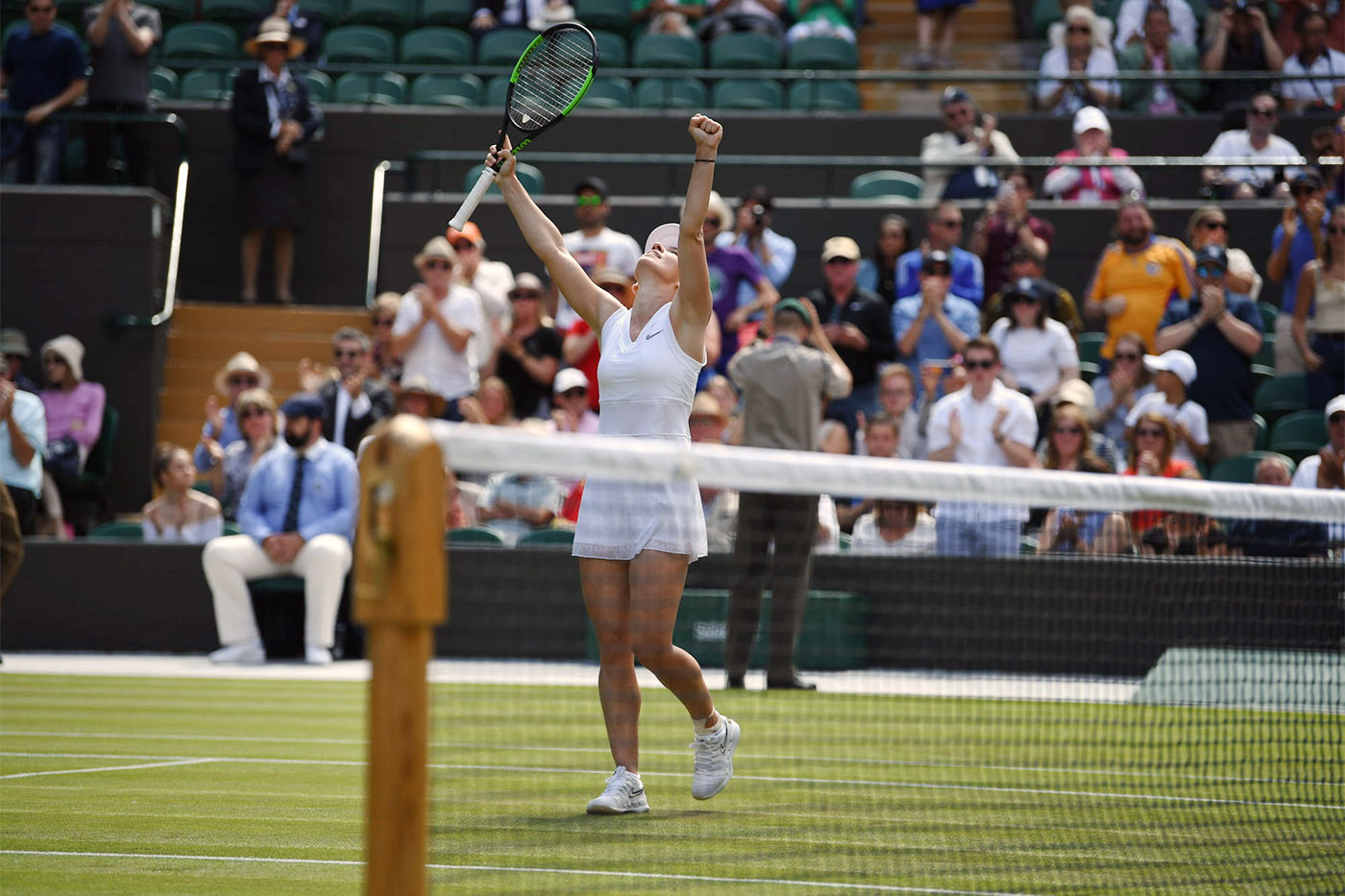 Simona Halep CaÈtigÄ Duelul Mihaela BuzÄrnescu De La Wimbledon Dar Ce Meci Treizecizero
